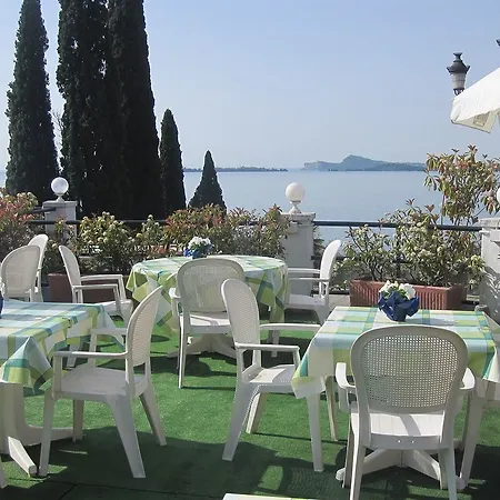 Aquavite Hotel