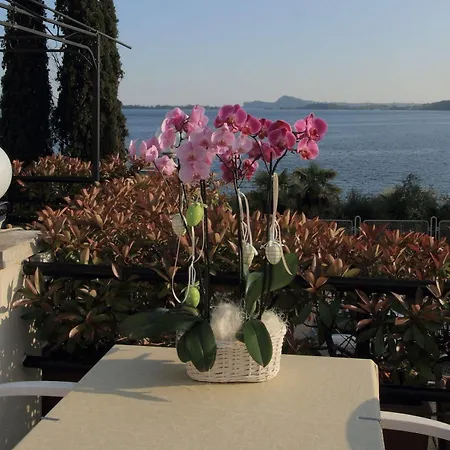Aquavite Gardone Riviera